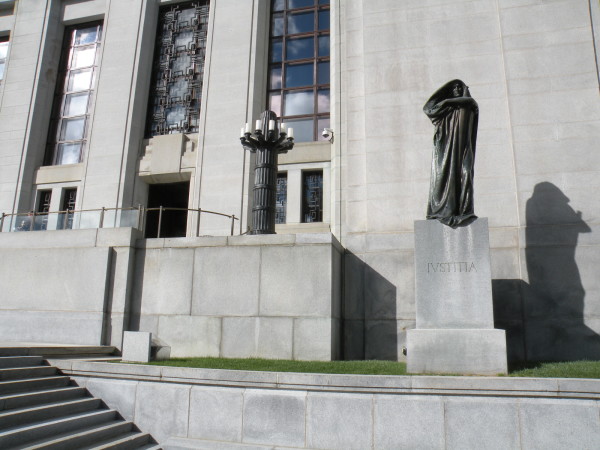 IVSTITIA - justice statue in front of the Supreme Court of Canada building
