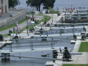 Rideau Canal in Ottawa - www.all-about-ottawa.com